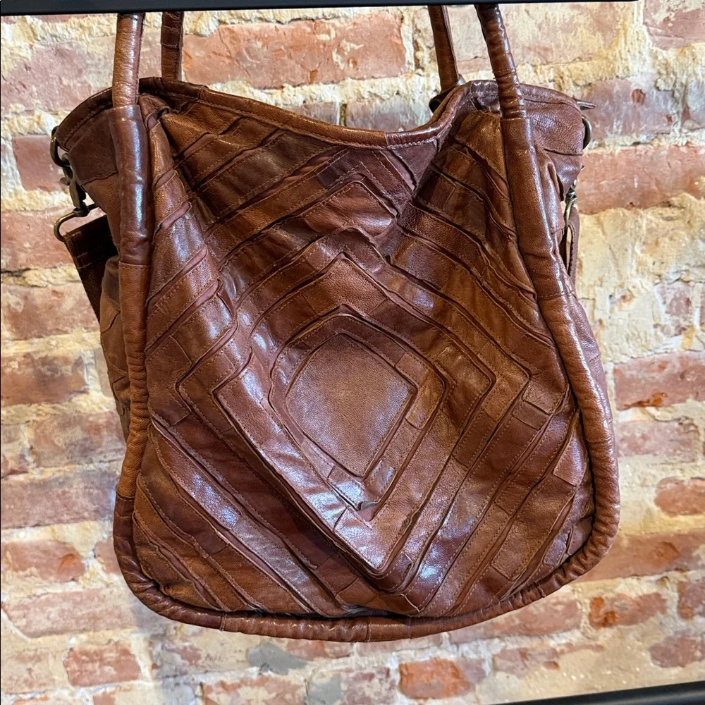 Monserat de Lucca Benecio XL Leather Strip Design Tote Bag Double Rolled Handles - Picture 1 of 8